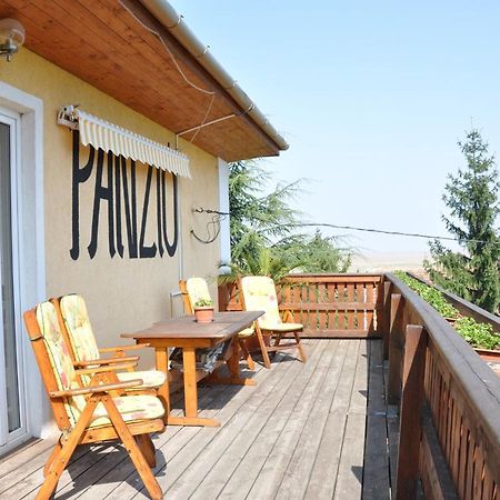 Fertőboz Gloriett Panzio Bed & Breakfast エクステリア 写真