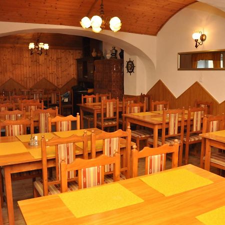 Fertőboz Gloriett Panzio Bed & Breakfast エクステリア 写真