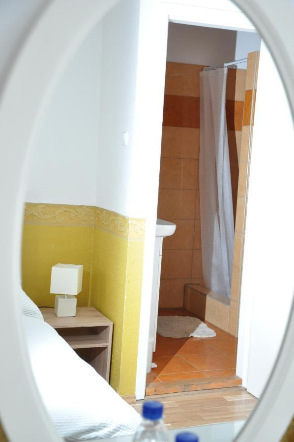 Fertőboz Gloriett Panzio Bed & Breakfast エクステリア 写真