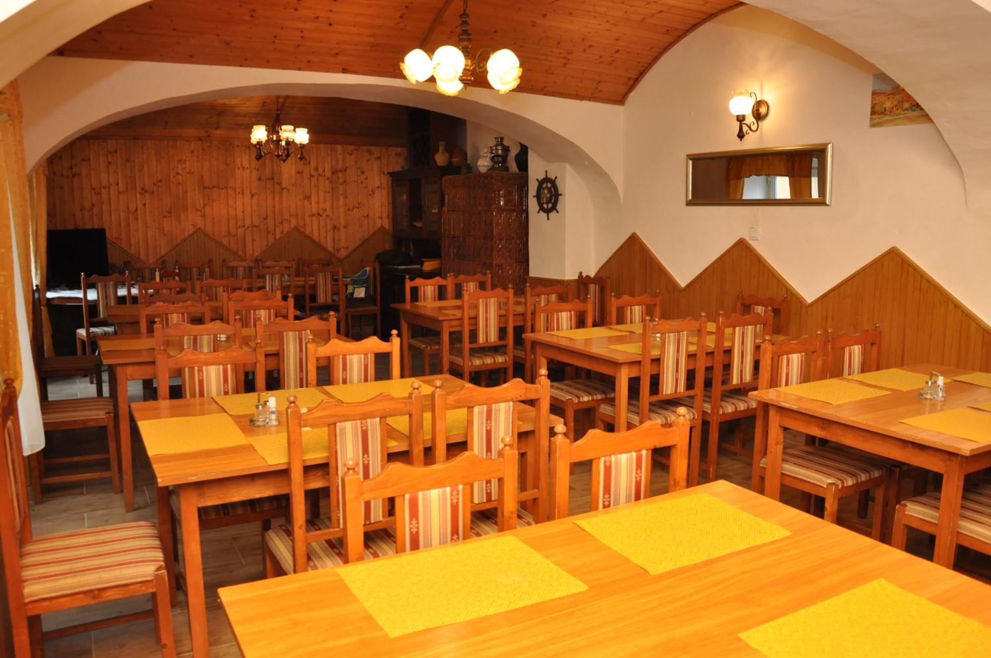 Fertőboz Gloriett Panzio Bed & Breakfast エクステリア 写真