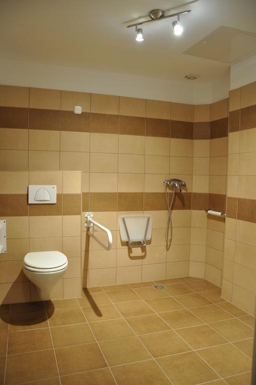 Fertőboz Gloriett Panzio Bed & Breakfast エクステリア 写真