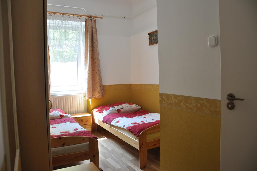 Fertőboz Gloriett Panzio Bed & Breakfast 部屋 写真
