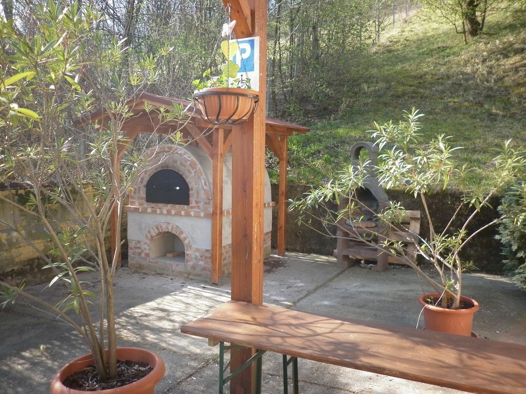 Fertőboz Gloriett Panzio Bed & Breakfast エクステリア 写真