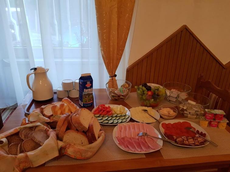 Fertőboz Gloriett Panzio Bed & Breakfast エクステリア 写真